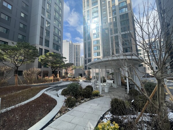 답십리 제17구역 'e편한세상 답십리 아르테포레' 입주