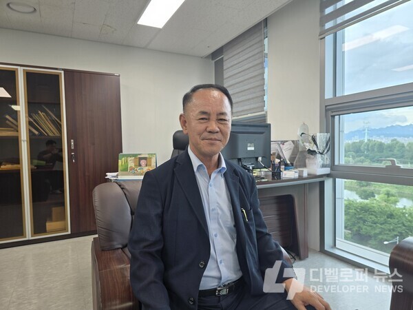 [인터뷰] 이상용 목동14단지 위원장, "연내 사업자 지정·내년 시공사 선정 목표…상가 협의 본격화"